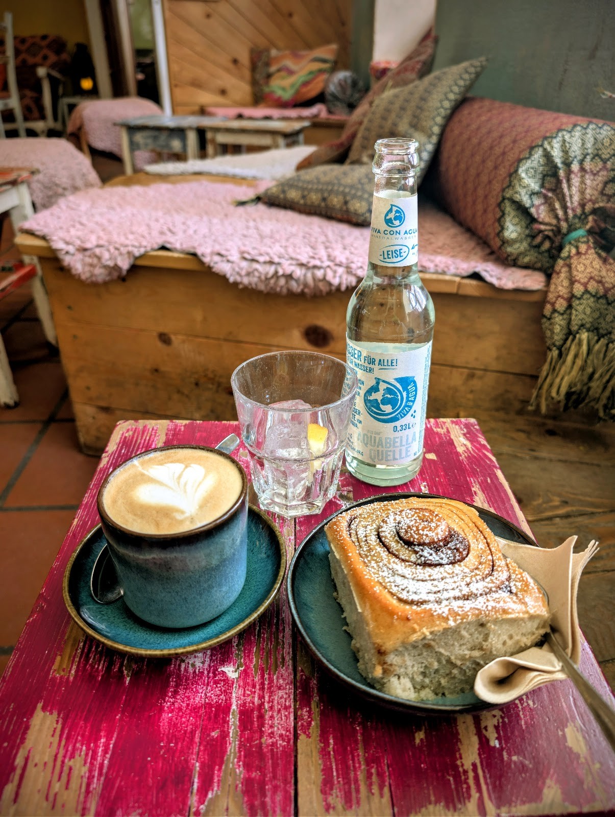 Cafe Lozzi: food & drinks