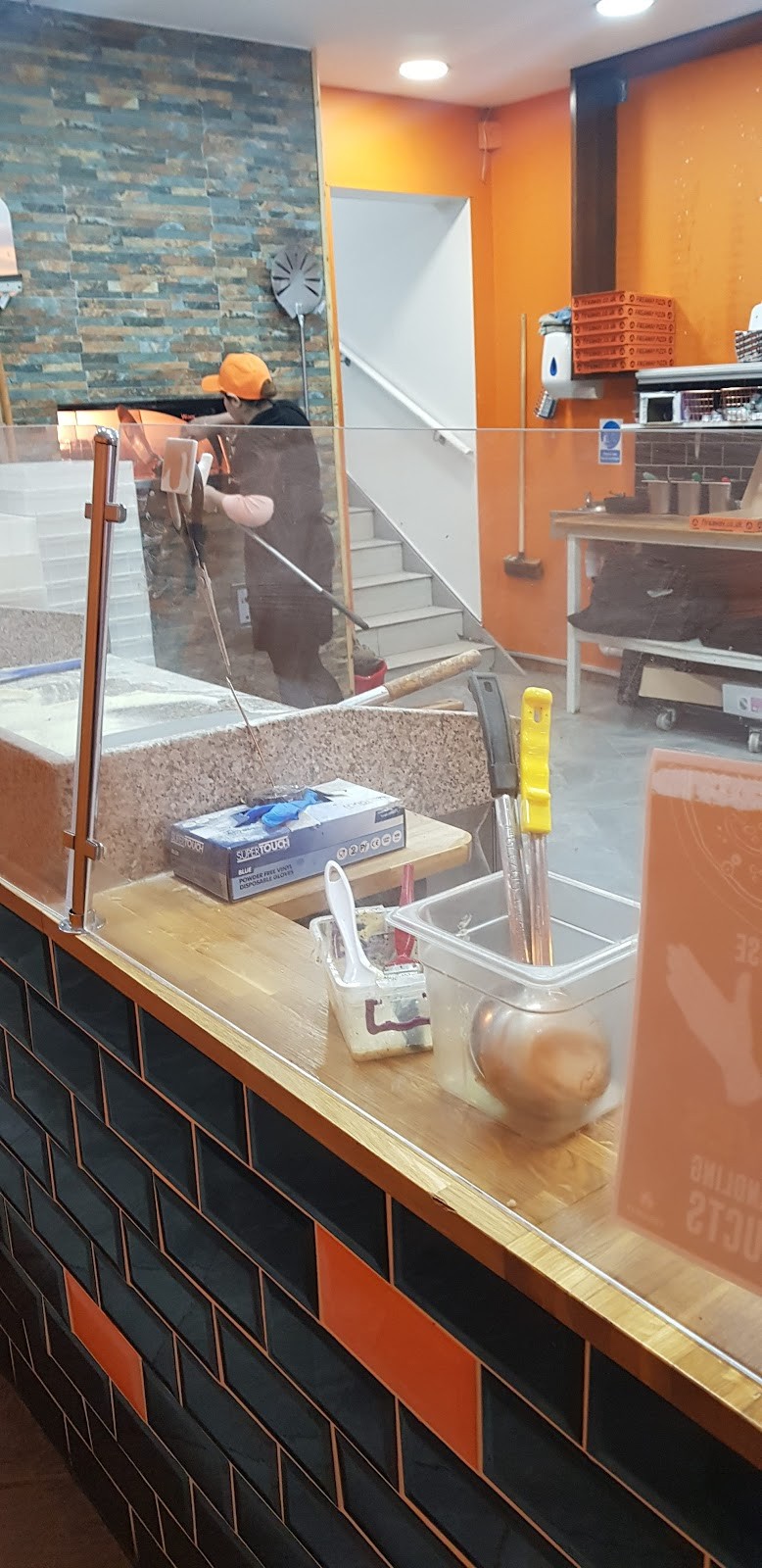 Fireaway Pizza Selsdon: the place