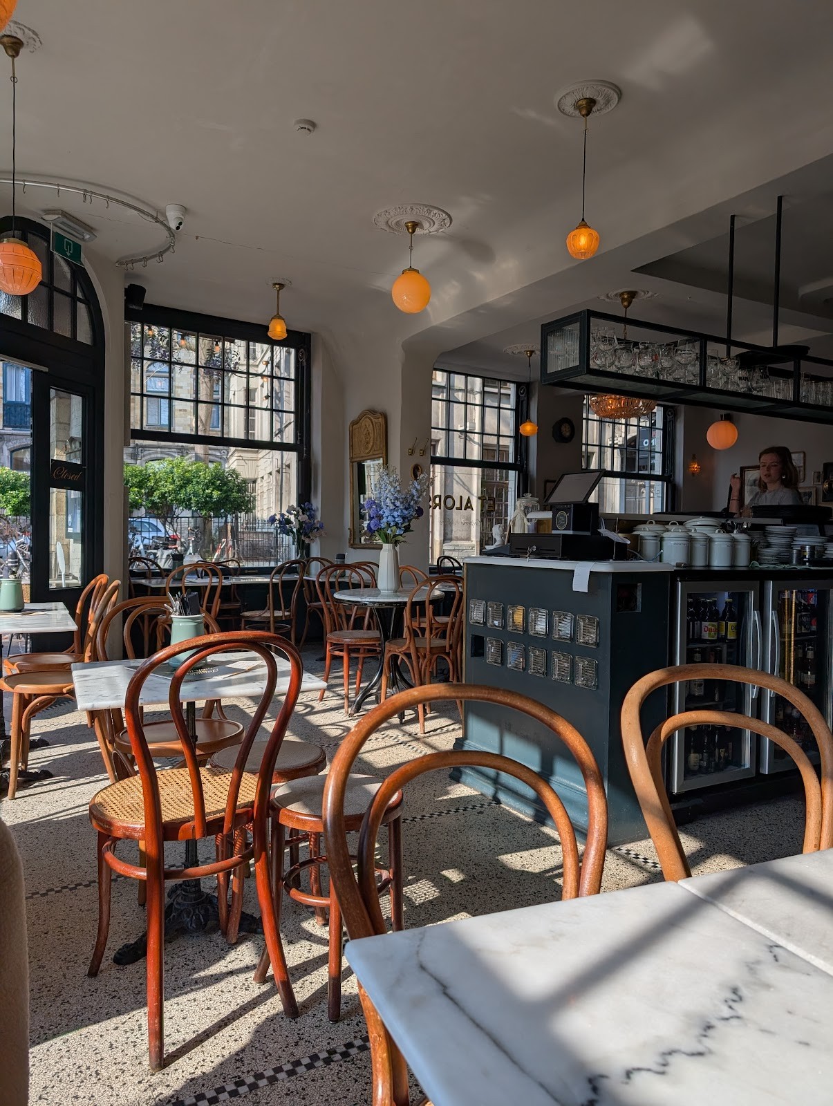 Et Alors: the place