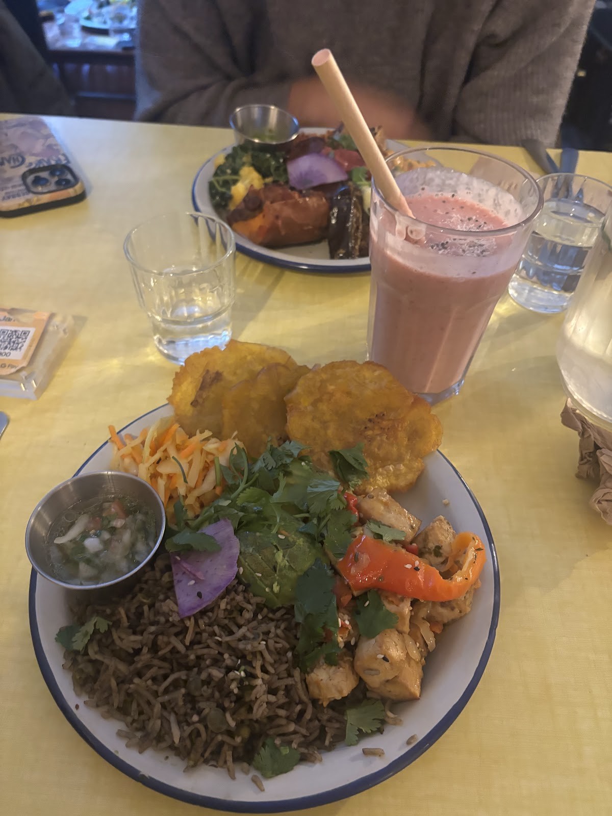 Jah Jah: food & drinks