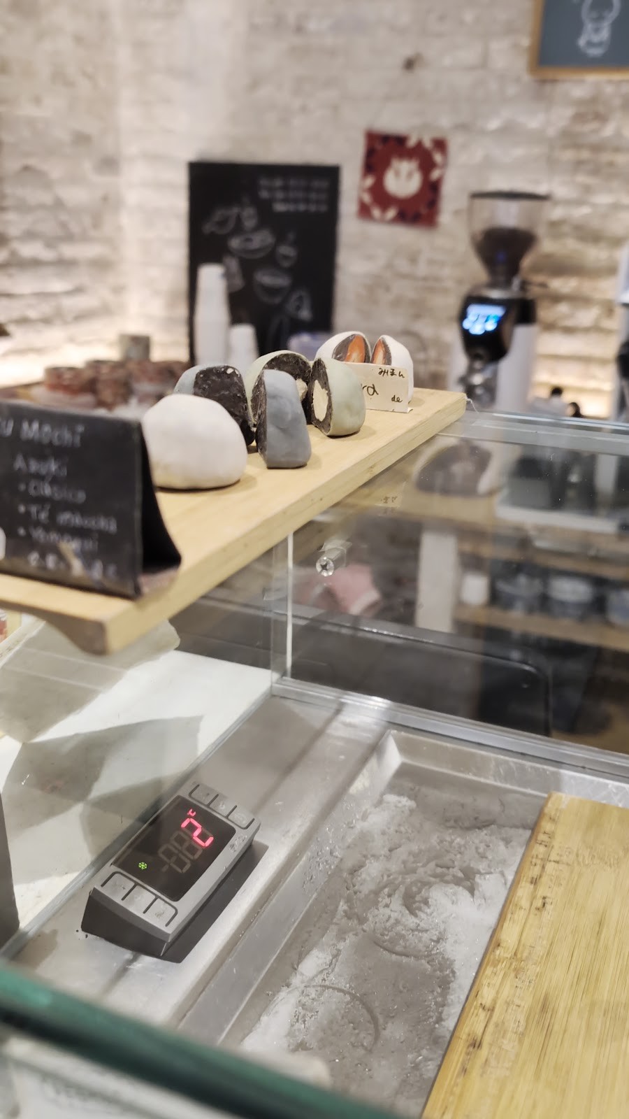 Usagui cafe: the place
