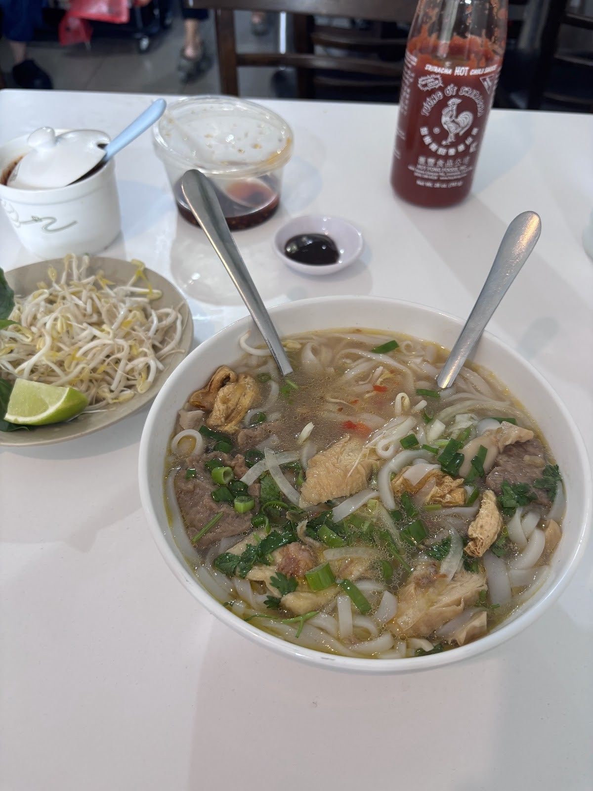 Loving Lien: food & drinks