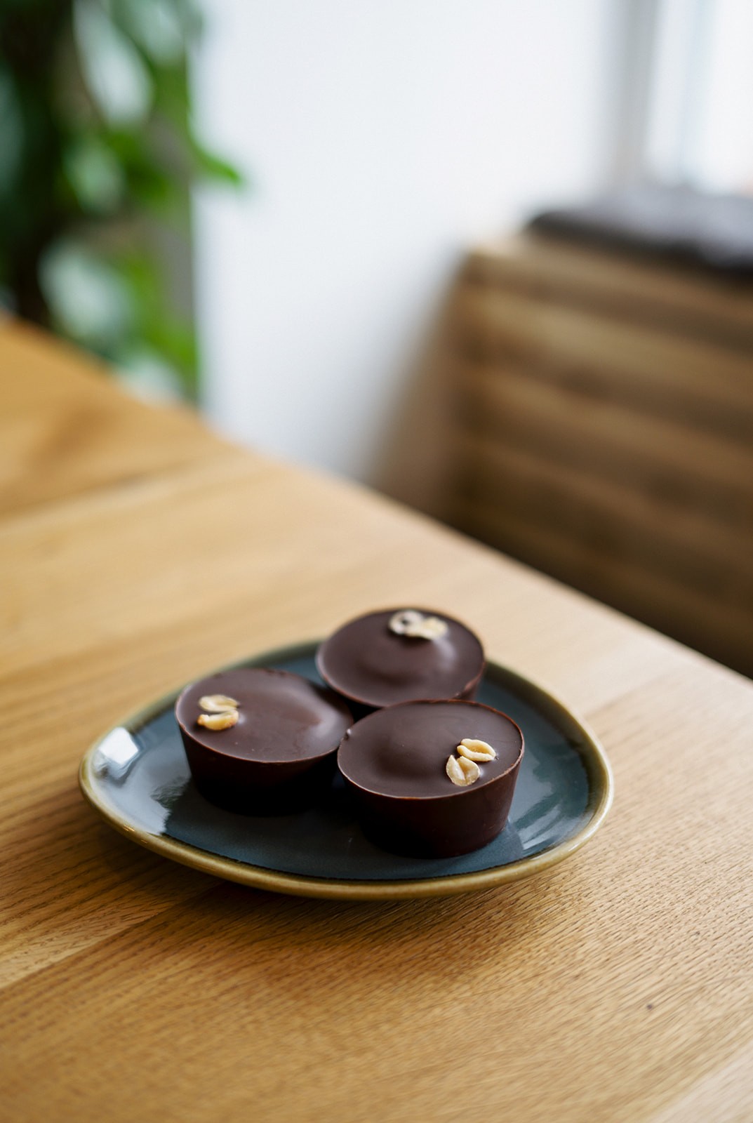 Little Collins CBD Dispensary: food & drinks