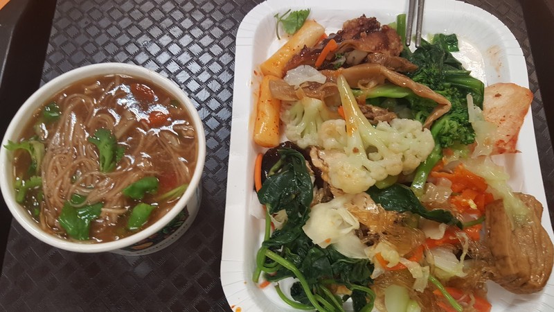 Xuán Dé SùShí 玄德素食: photo