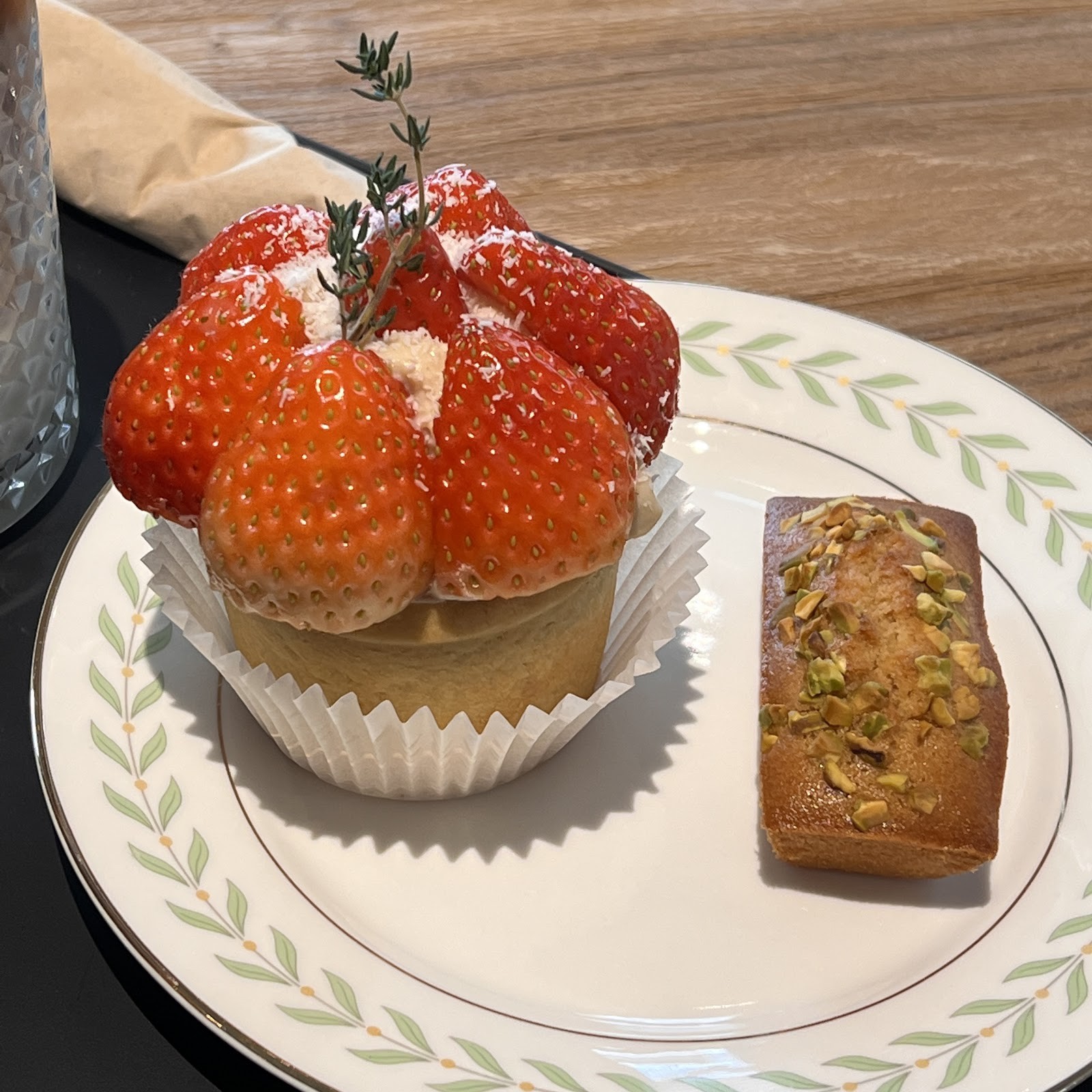 Pivot: food & drinks