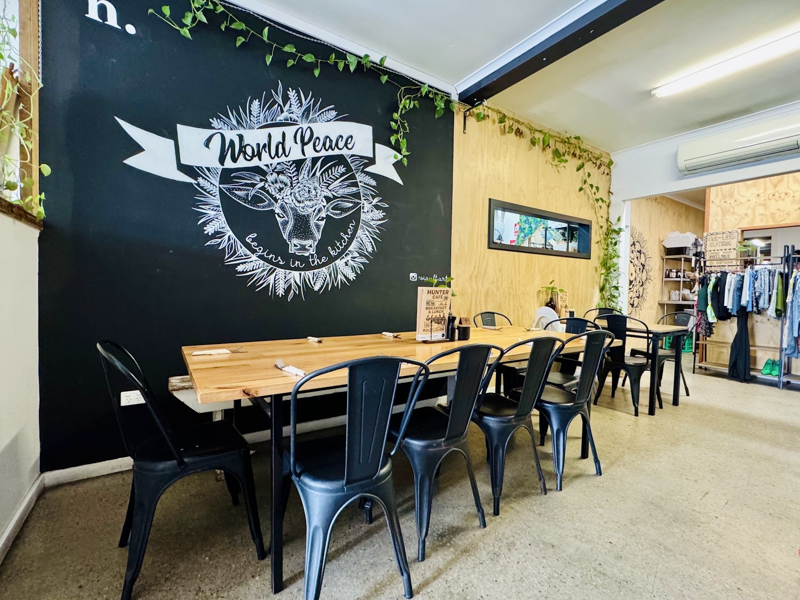 Hunter Cafe: the place