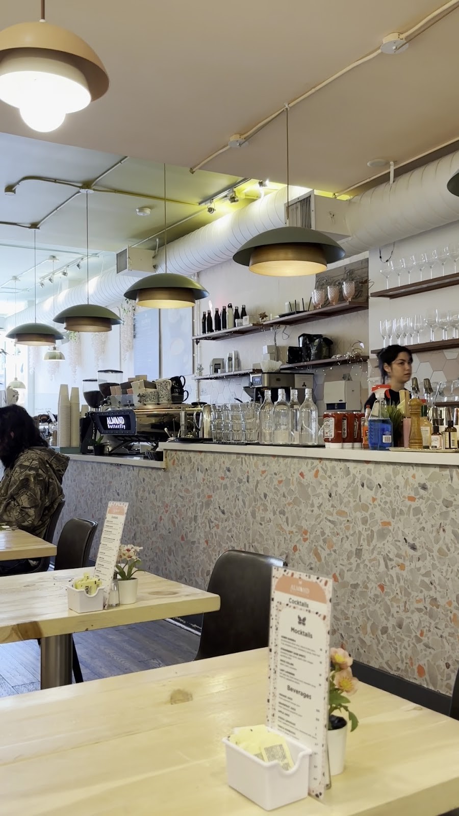 Almond Butterfly Bistro: the place