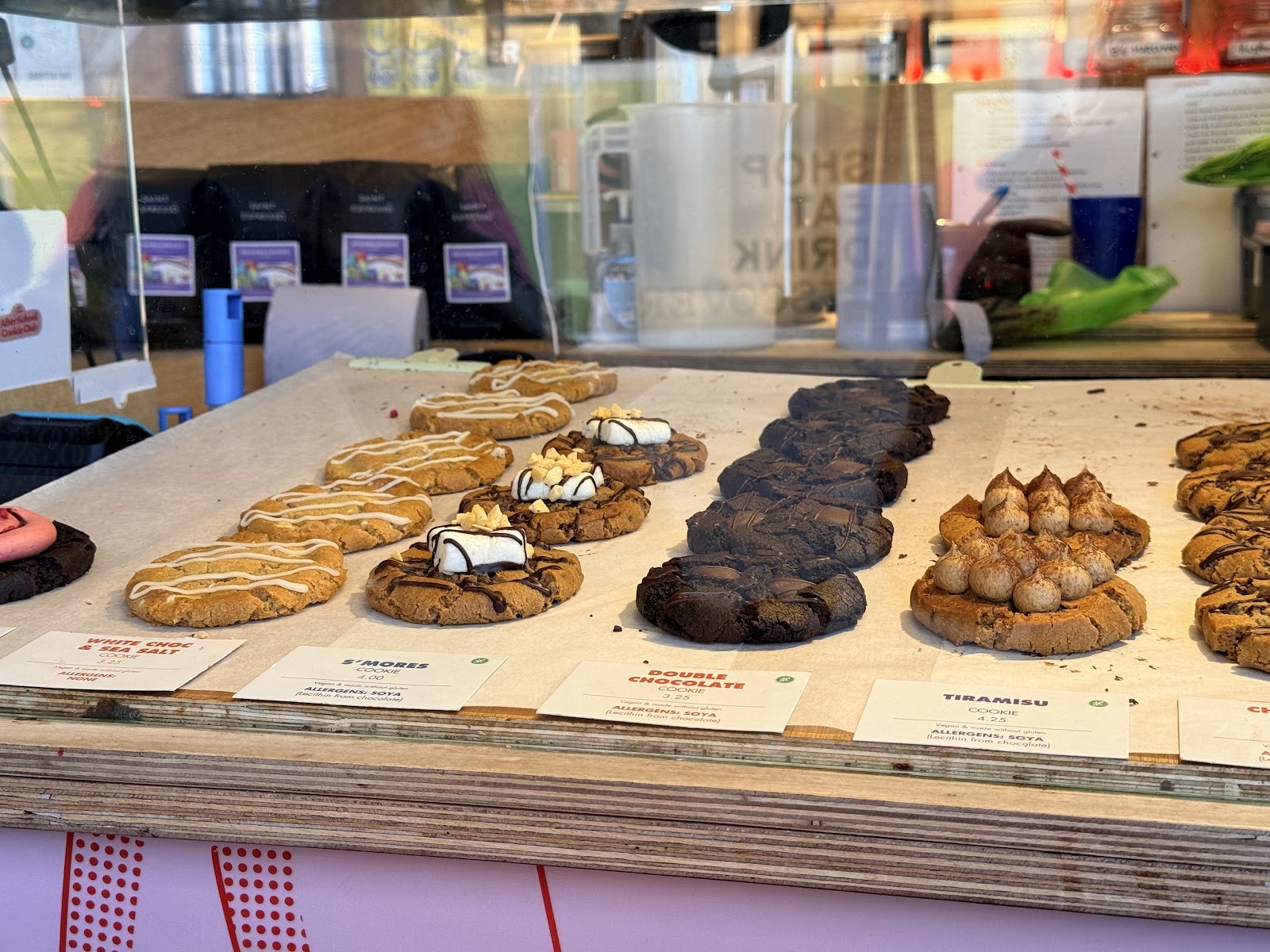 The After School Cookie Club - Kings Cross: food & drinks