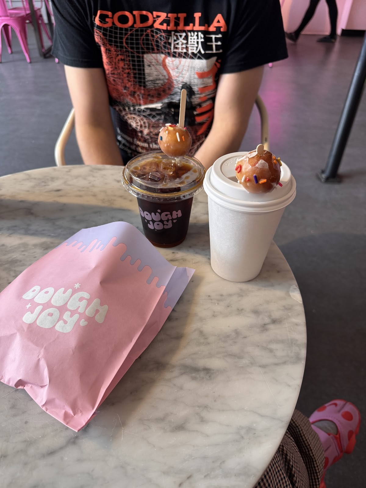 Dough Joy: food & drinks