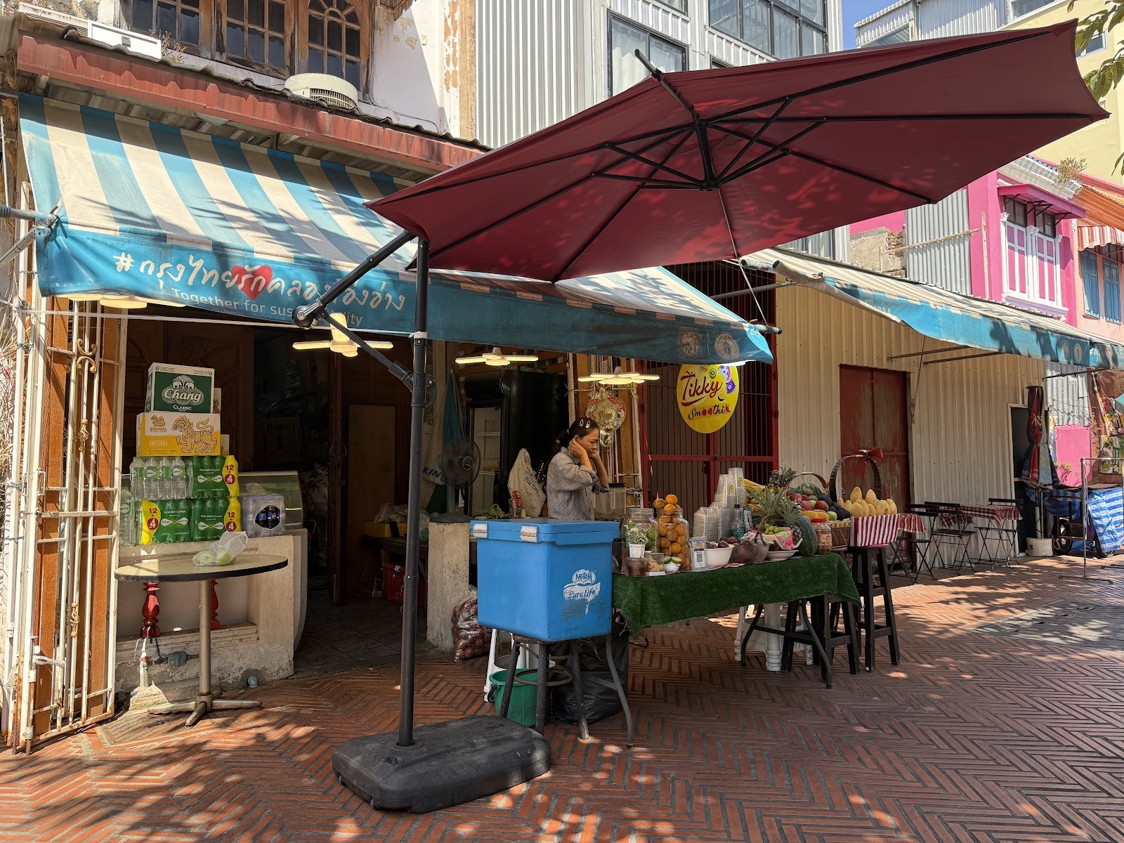 Tikky smoothie: the place