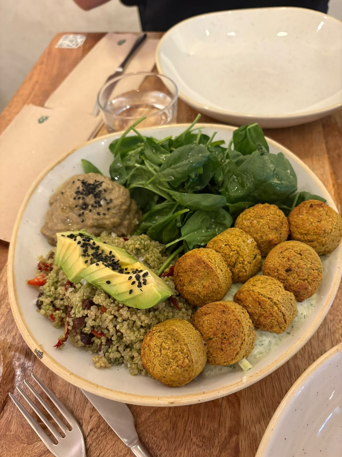 bohl: food & drinks