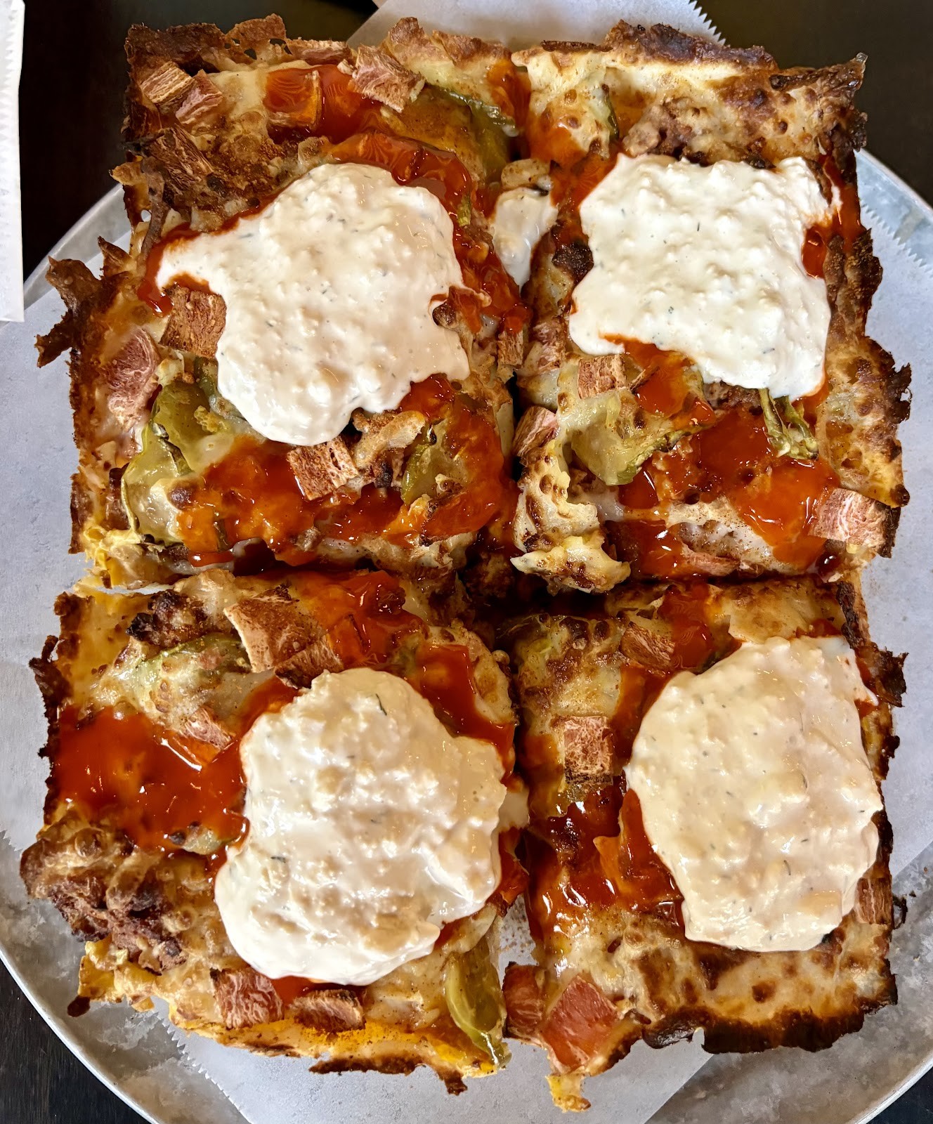 Boxcar Pizza: food & drinks