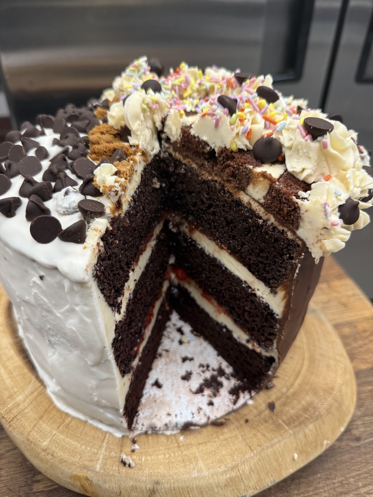 Happy Zoe Vegan Bakery: food & drinks