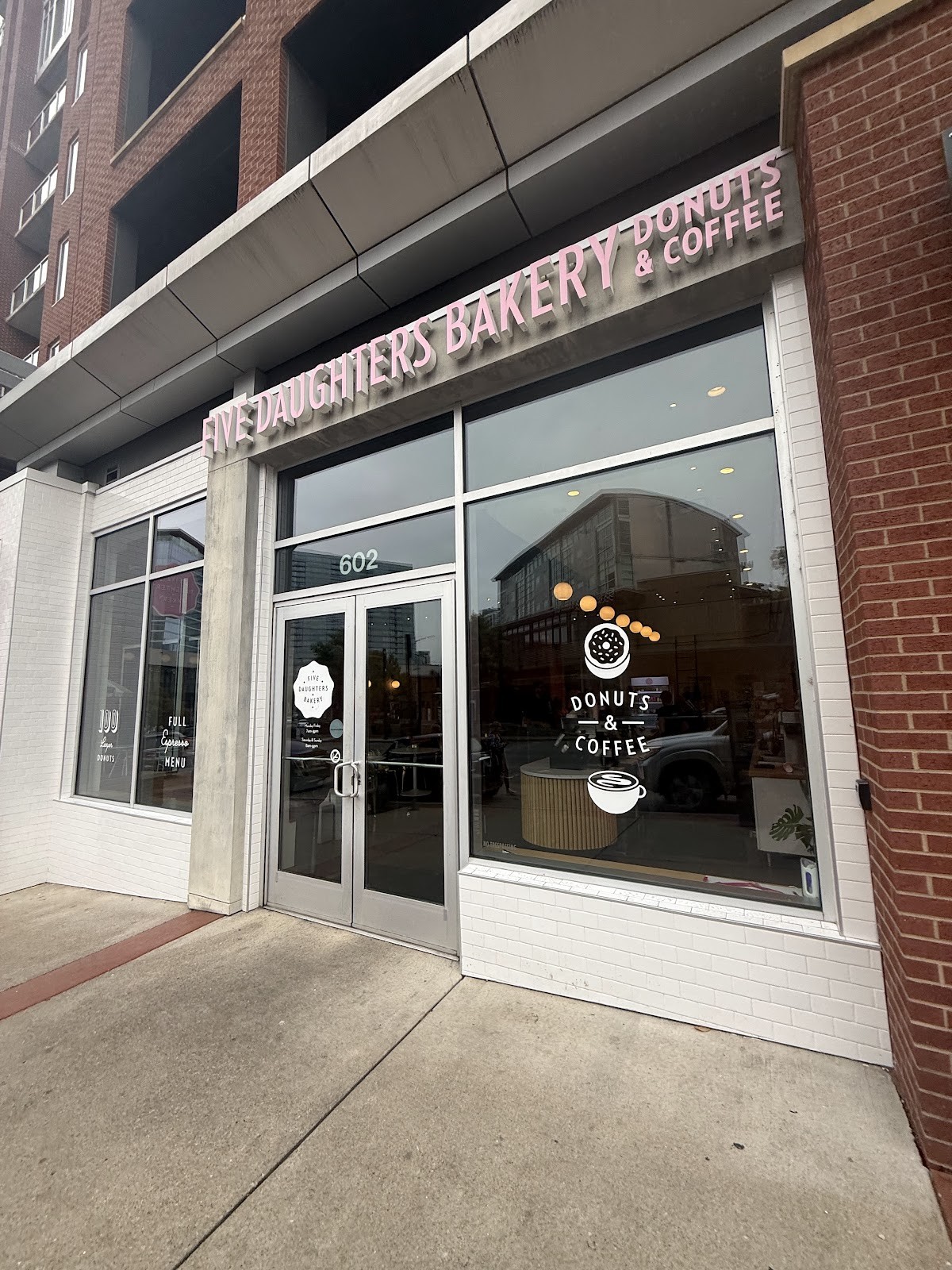 Five Daughters Bakery 12th South: the place