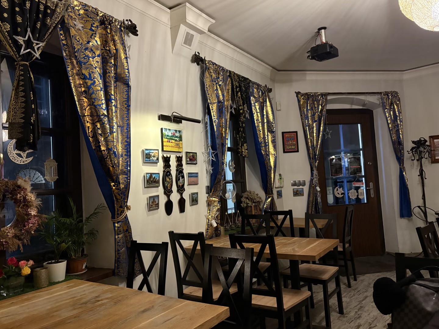 Sambal Restauracja Indonezyjska: the place