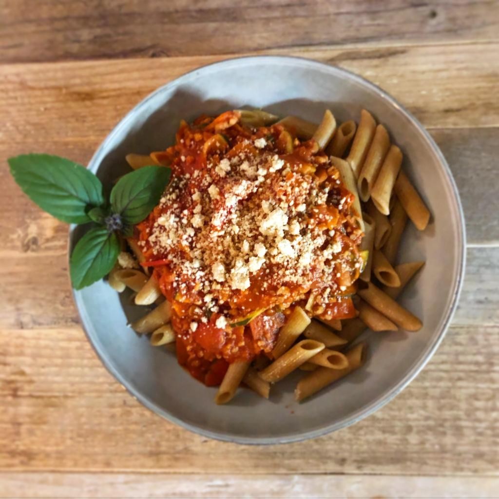 Klara's kitchen: food & drinks