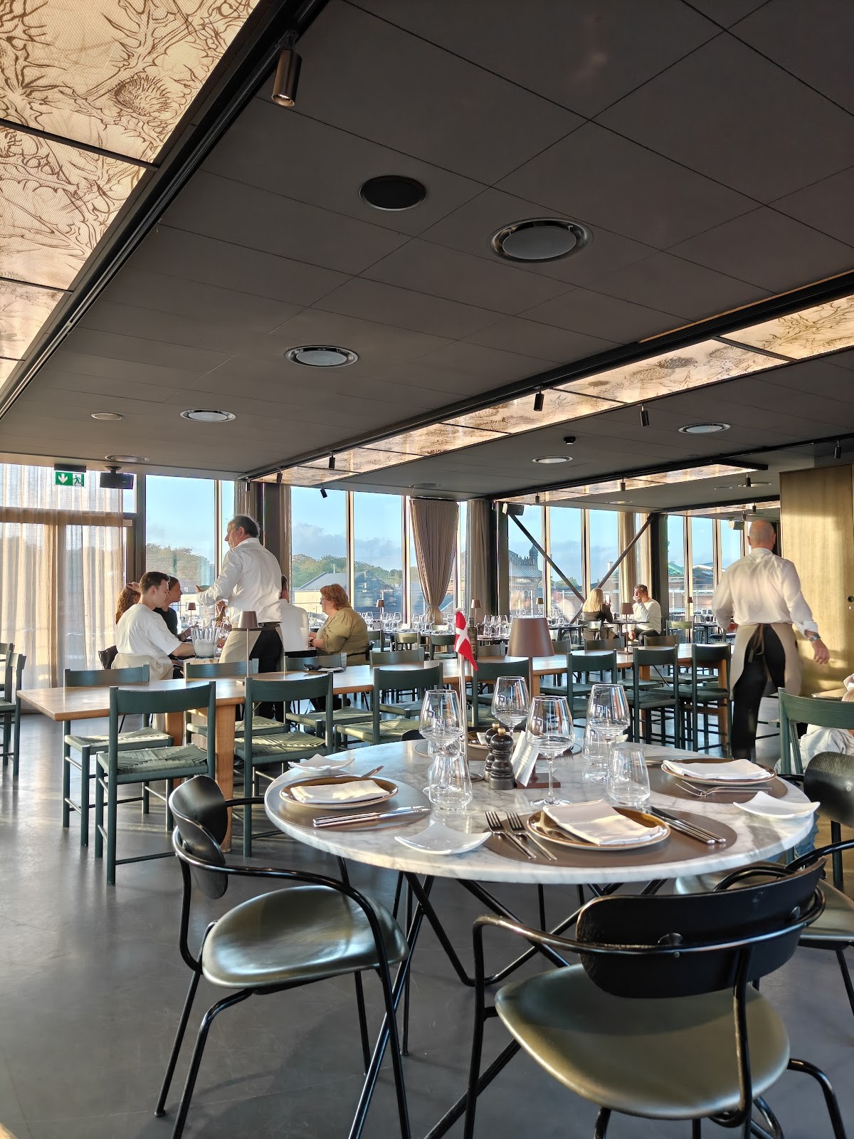 Tramonto Rooftop: the place