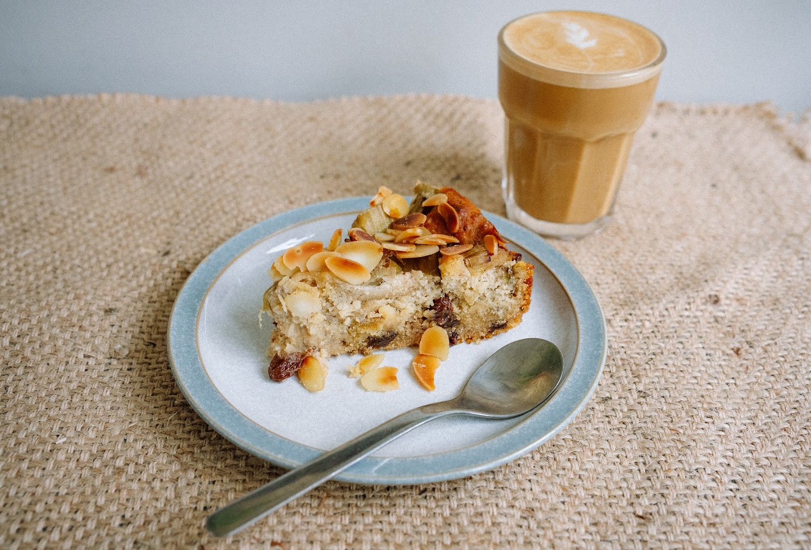 Mandala Café Bethnal Green: food & drinks