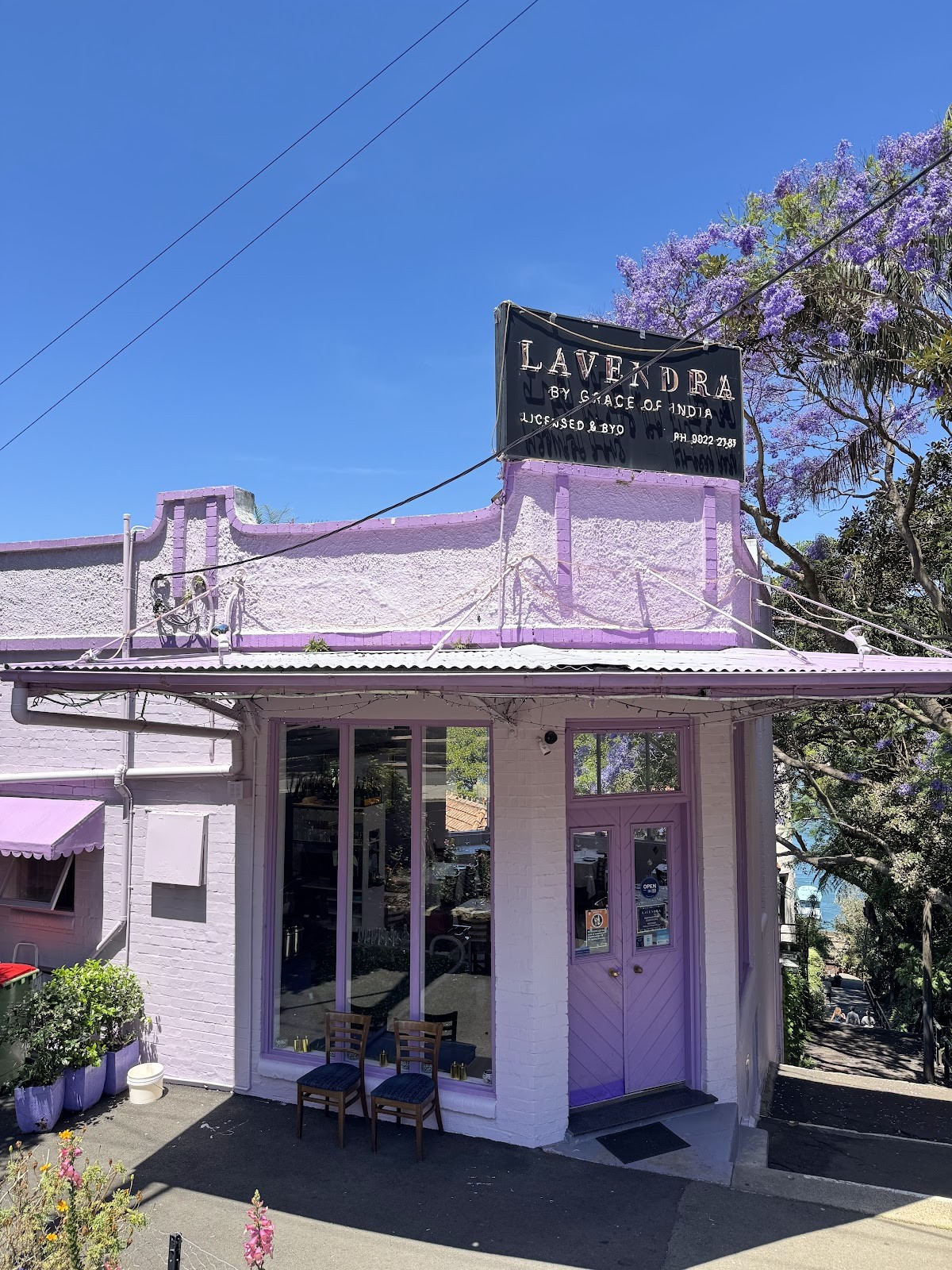 Lavendra: the place