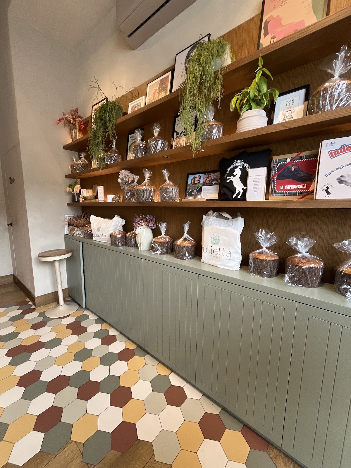 Julietta Pastry and Lab: the place