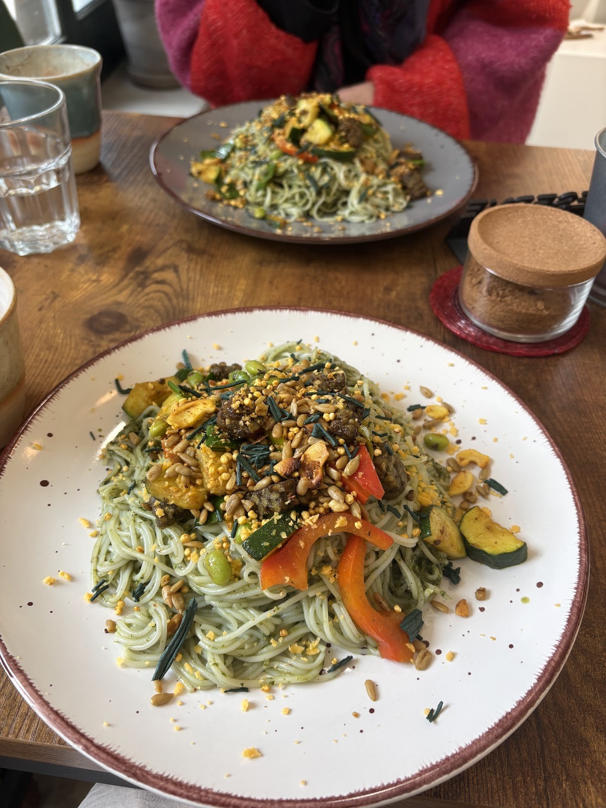 VIBE Superfood Bistro: food & drinks