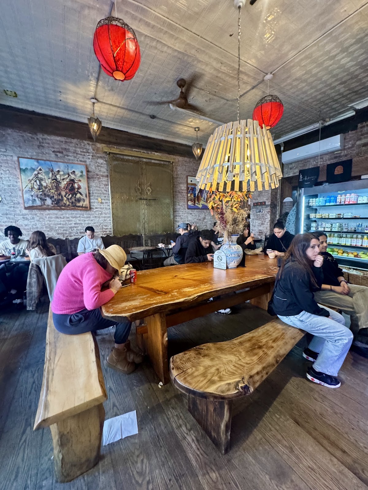 Pause Cafe: the place