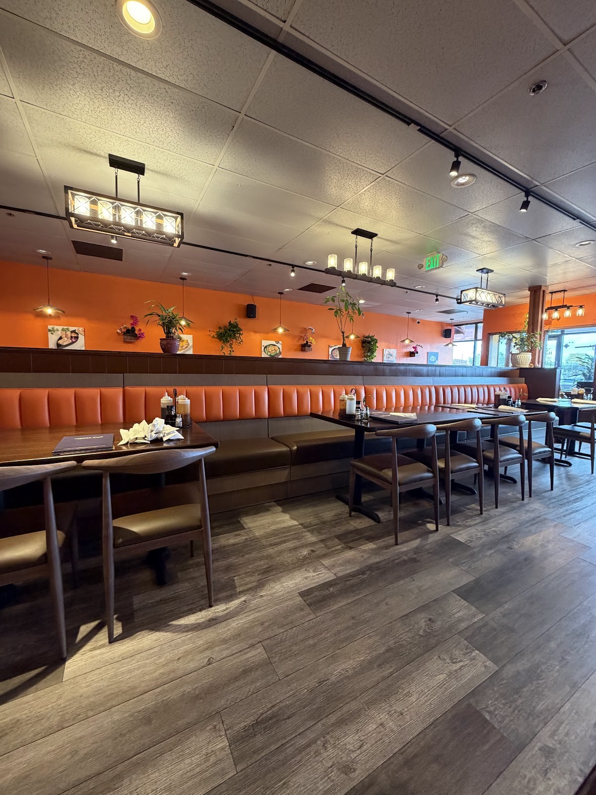 Happy Pho: the place