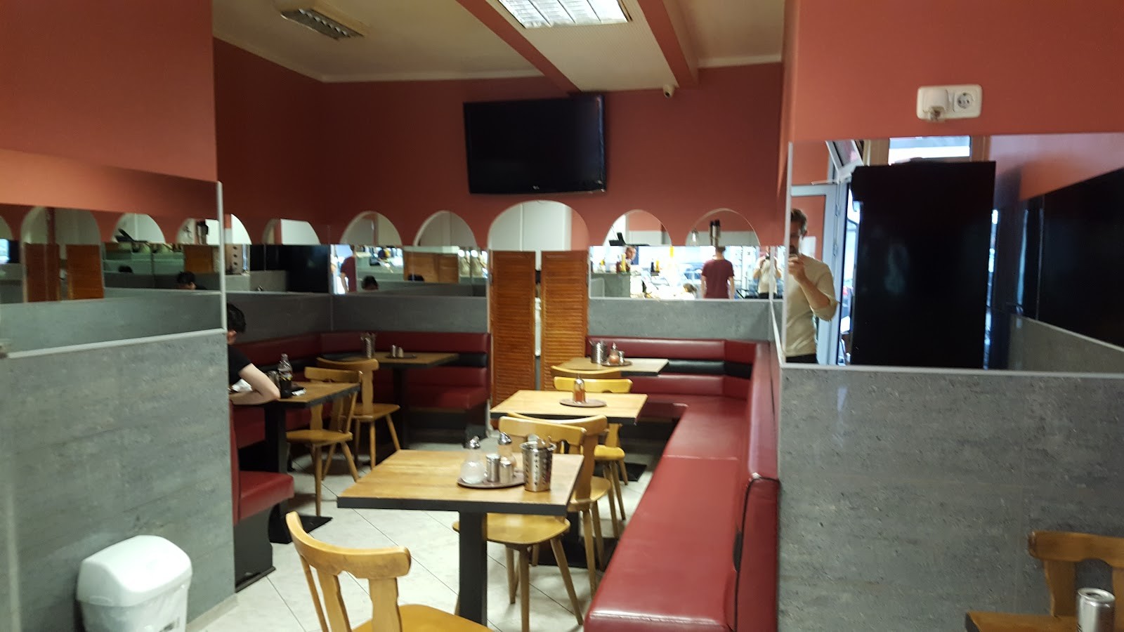 Mahlzeit - Döner Kebab: the place