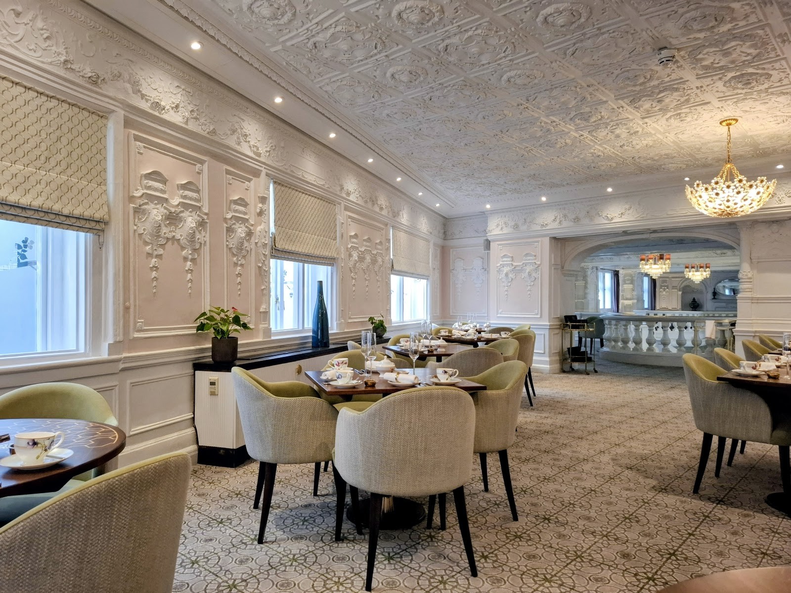 Afternoon Tea at St. Ermin's Hotel: the place