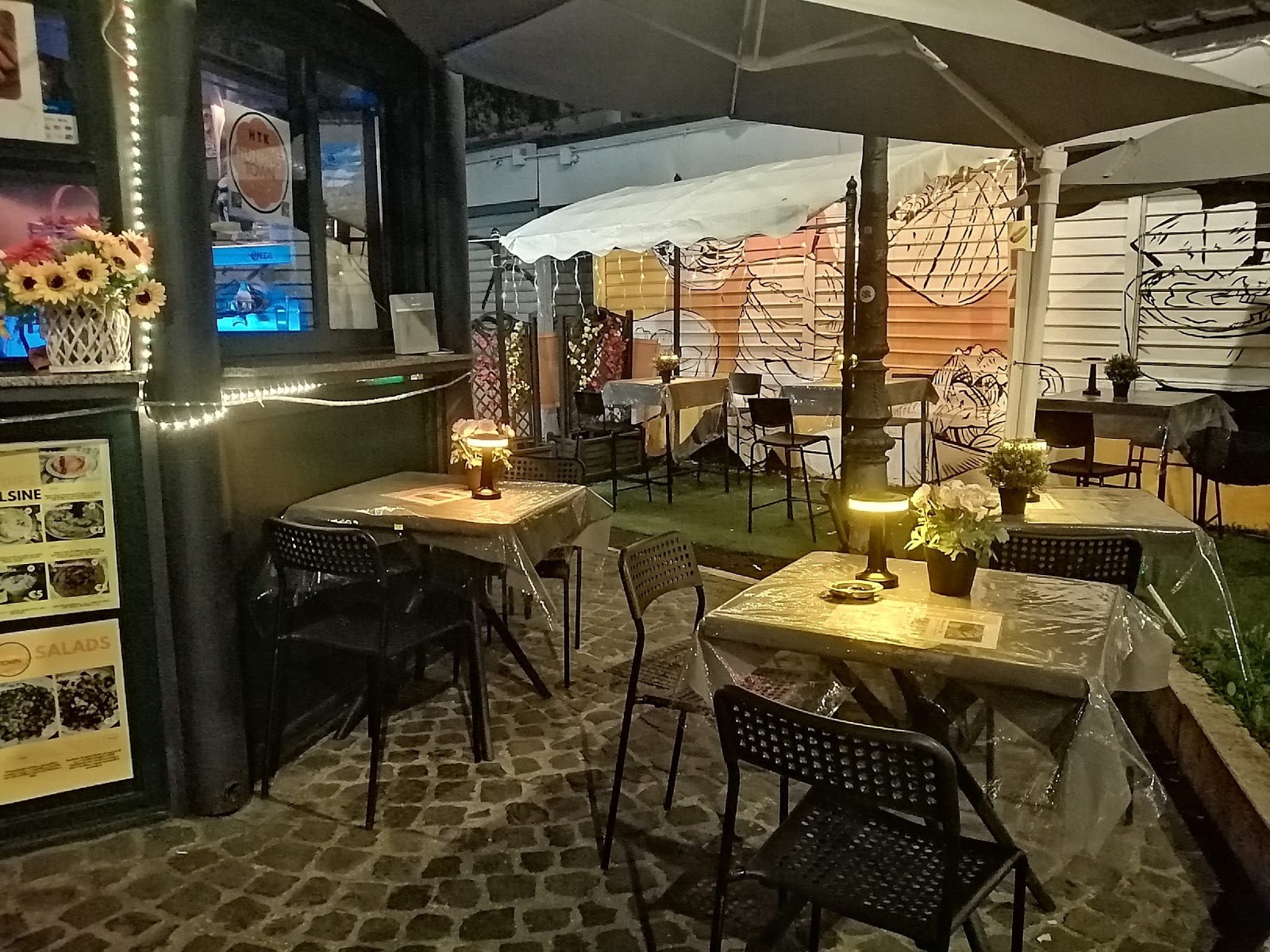Hummustown Kiosk: the place