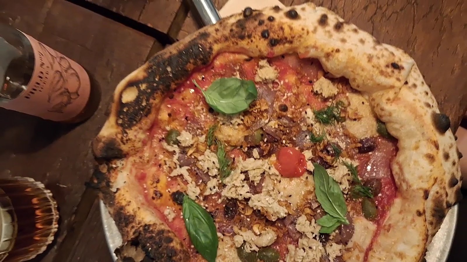 Pretty Pizza: food & drinks