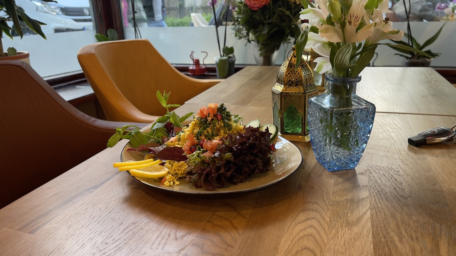 Adam Café City: food & drinks