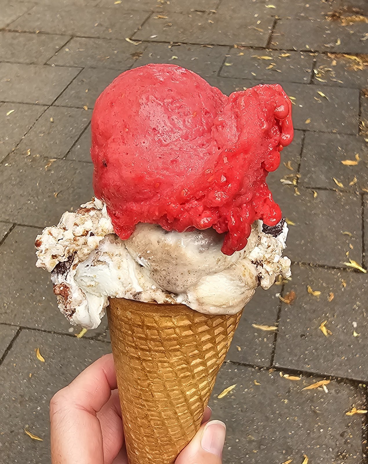 Oehlers Eispatisserie: food & drinks