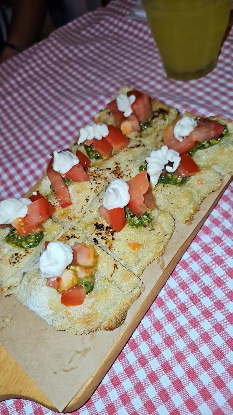 Trevis Amsterdam: food & drinks
