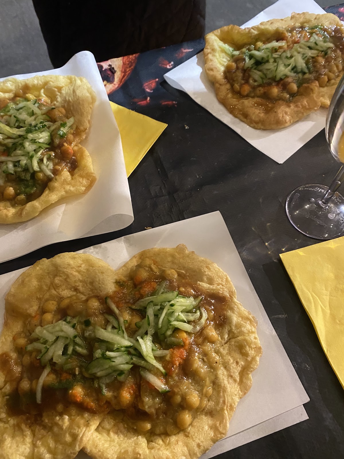 Beni Doubles: food & drinks