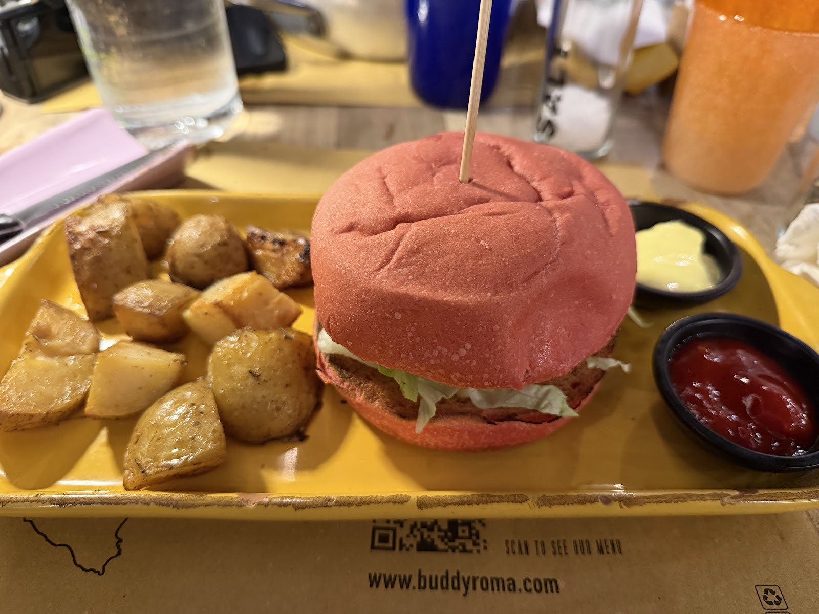 Buddy Veggy Restaurant Cafè: food & drinks