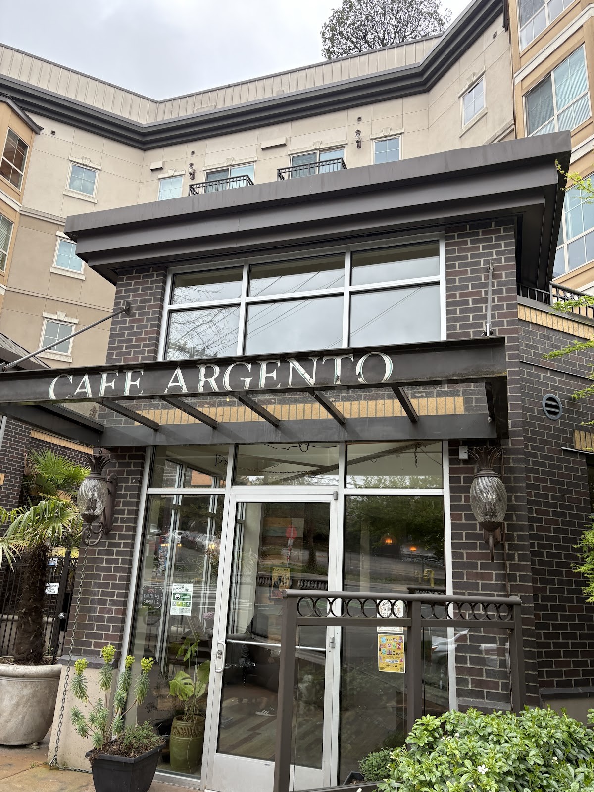 Cafe Argento: the place