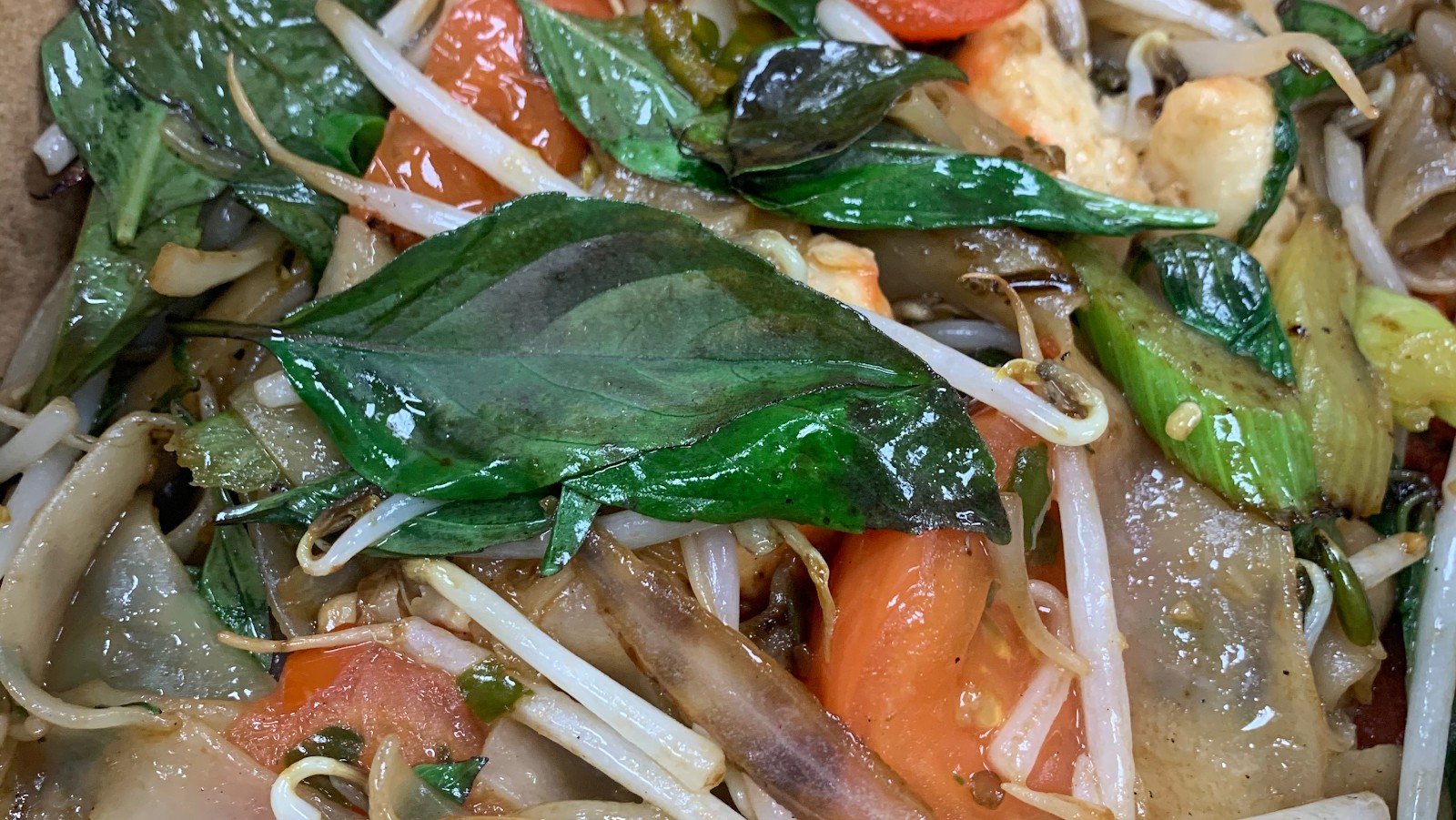 Lotus Vegan: food & drinks