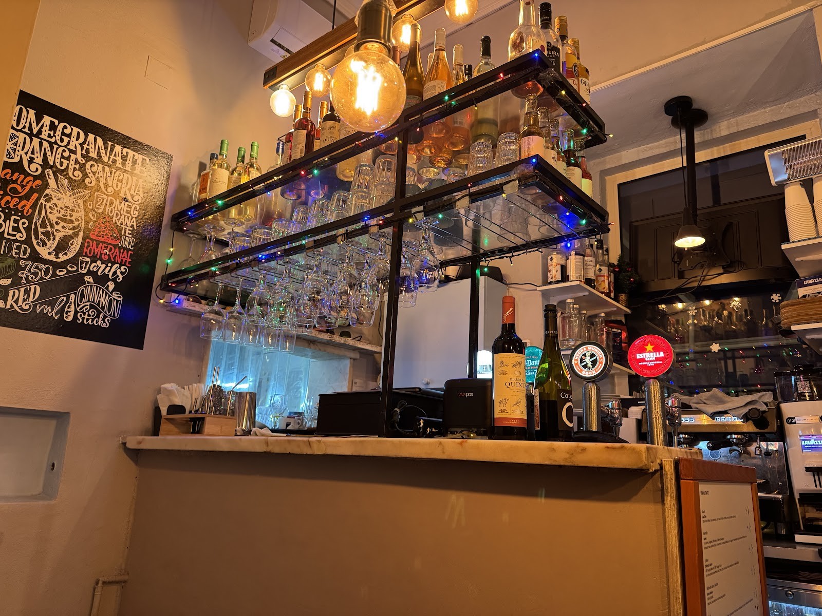 Café Social Eatery: the place