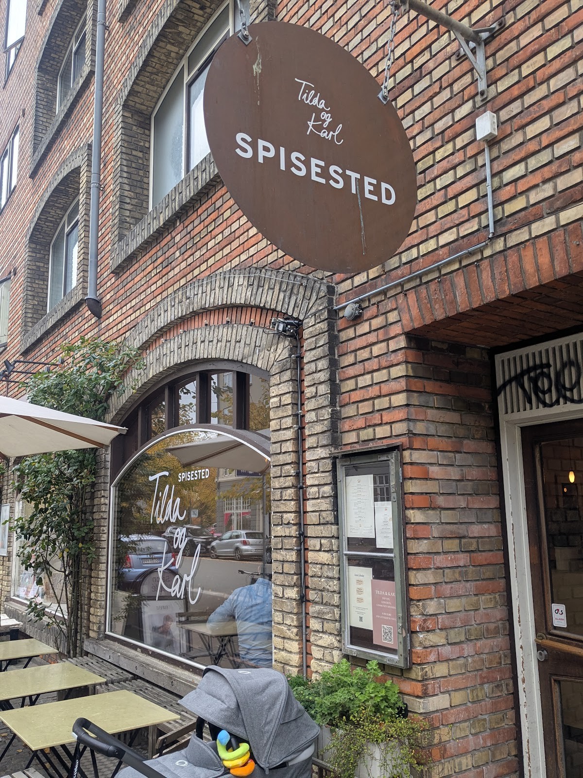 Tilda og Karl, Café og Spisested: the place