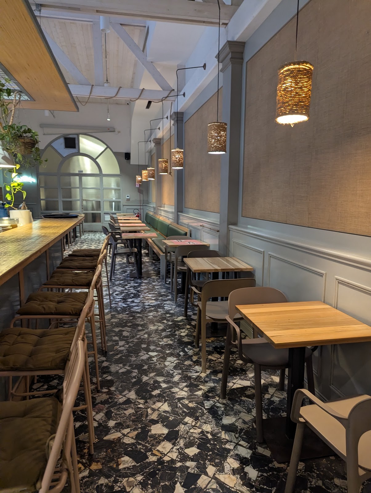 Shake Café: the place