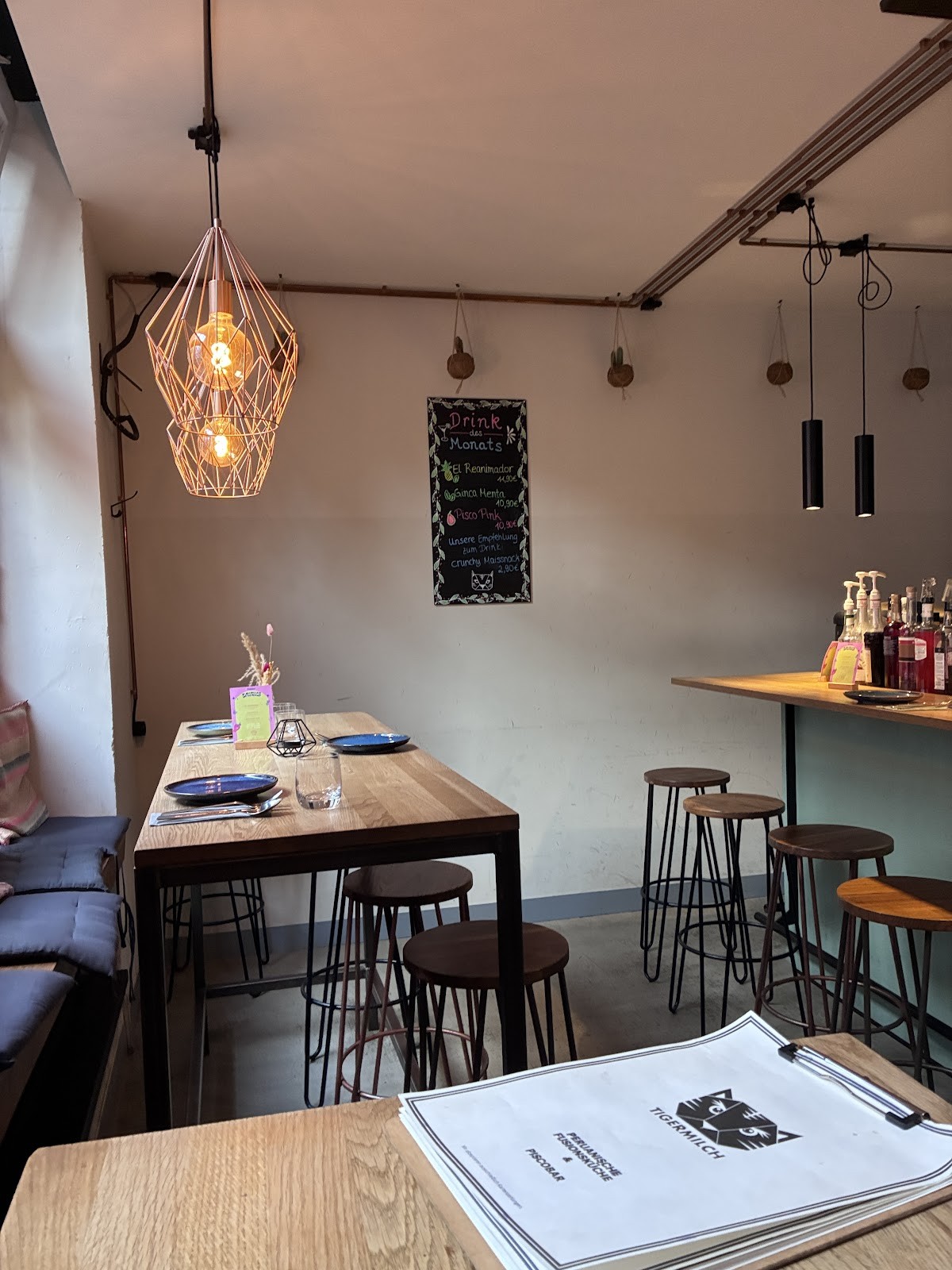 Tigermilch: the place