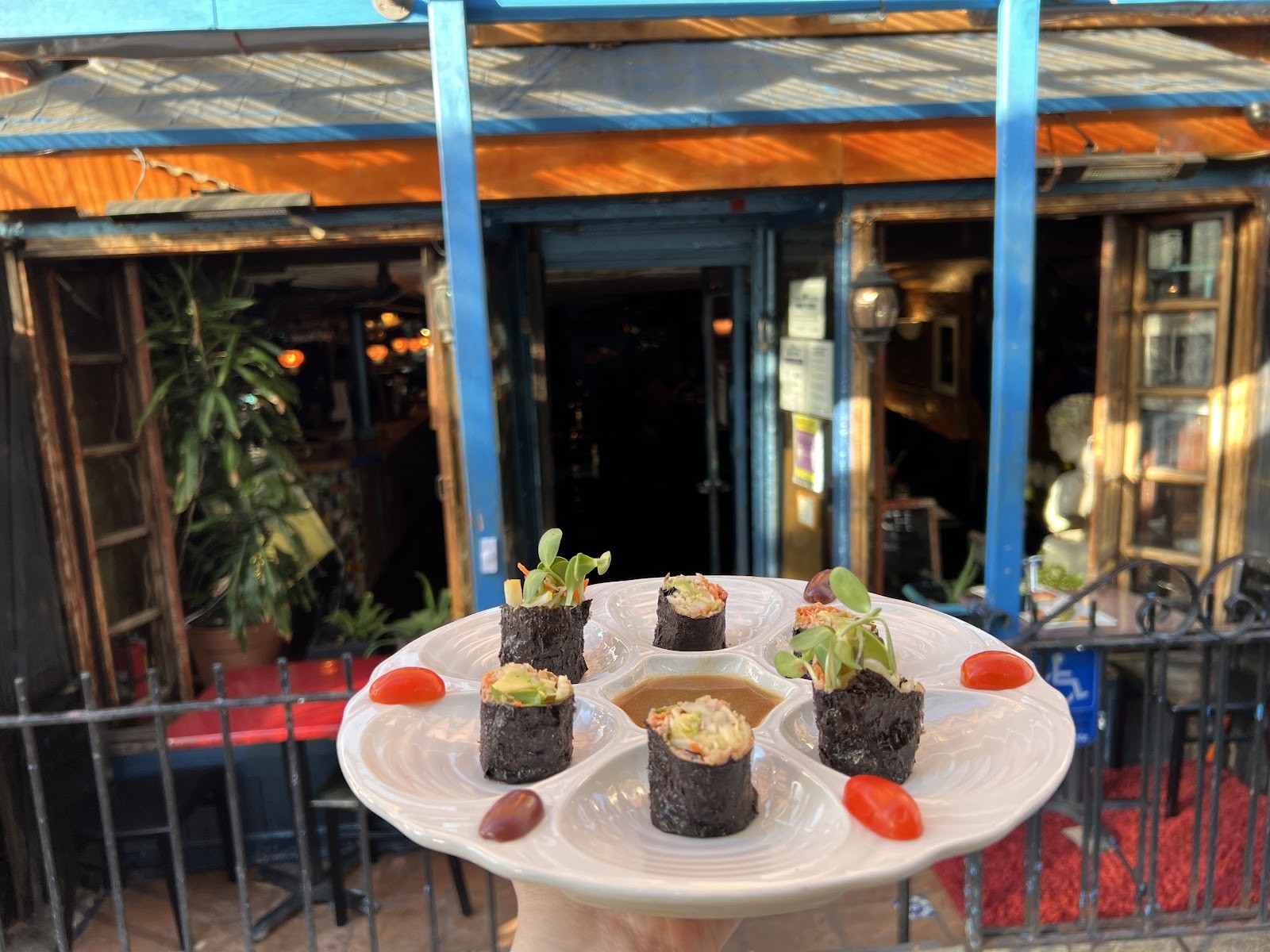 Caravan Of Dreams: food & drinks