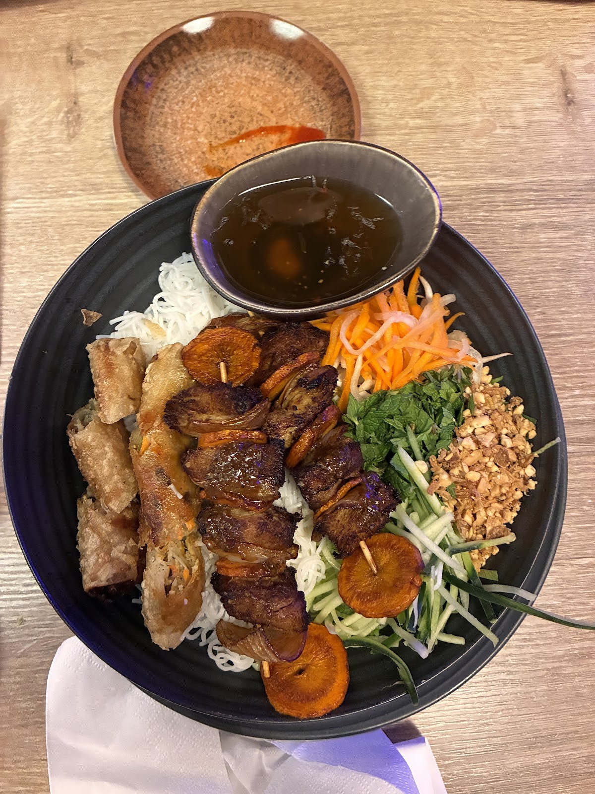 Vevi Restaurant: food & drinks