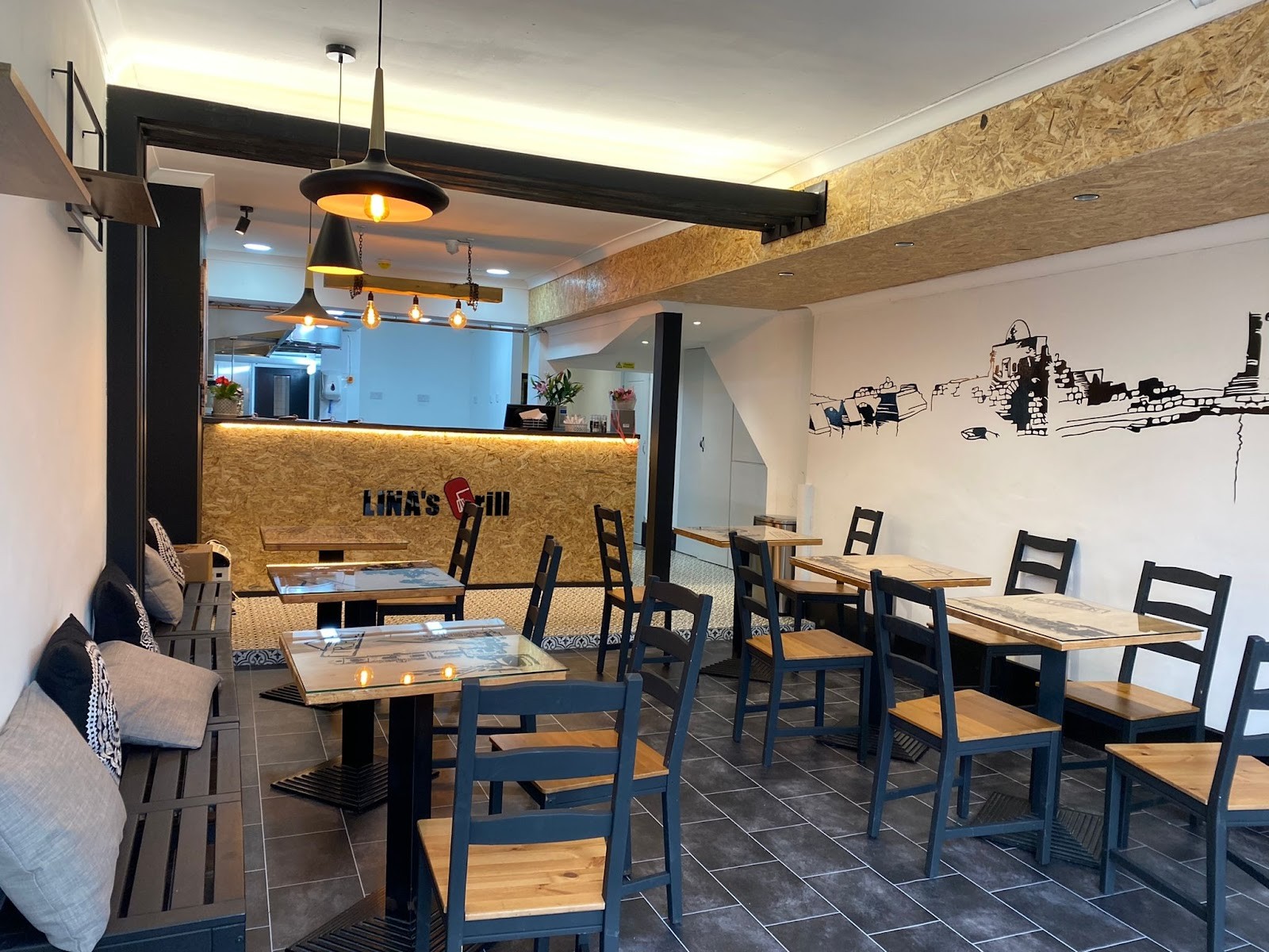 Lina's Grill: the place