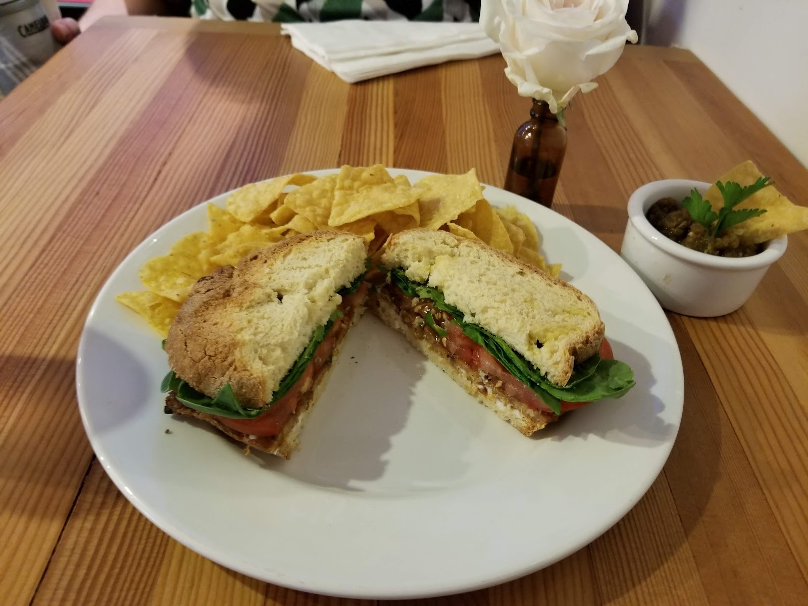 Tiny Moreso Café and Treat Shop: food & drinks