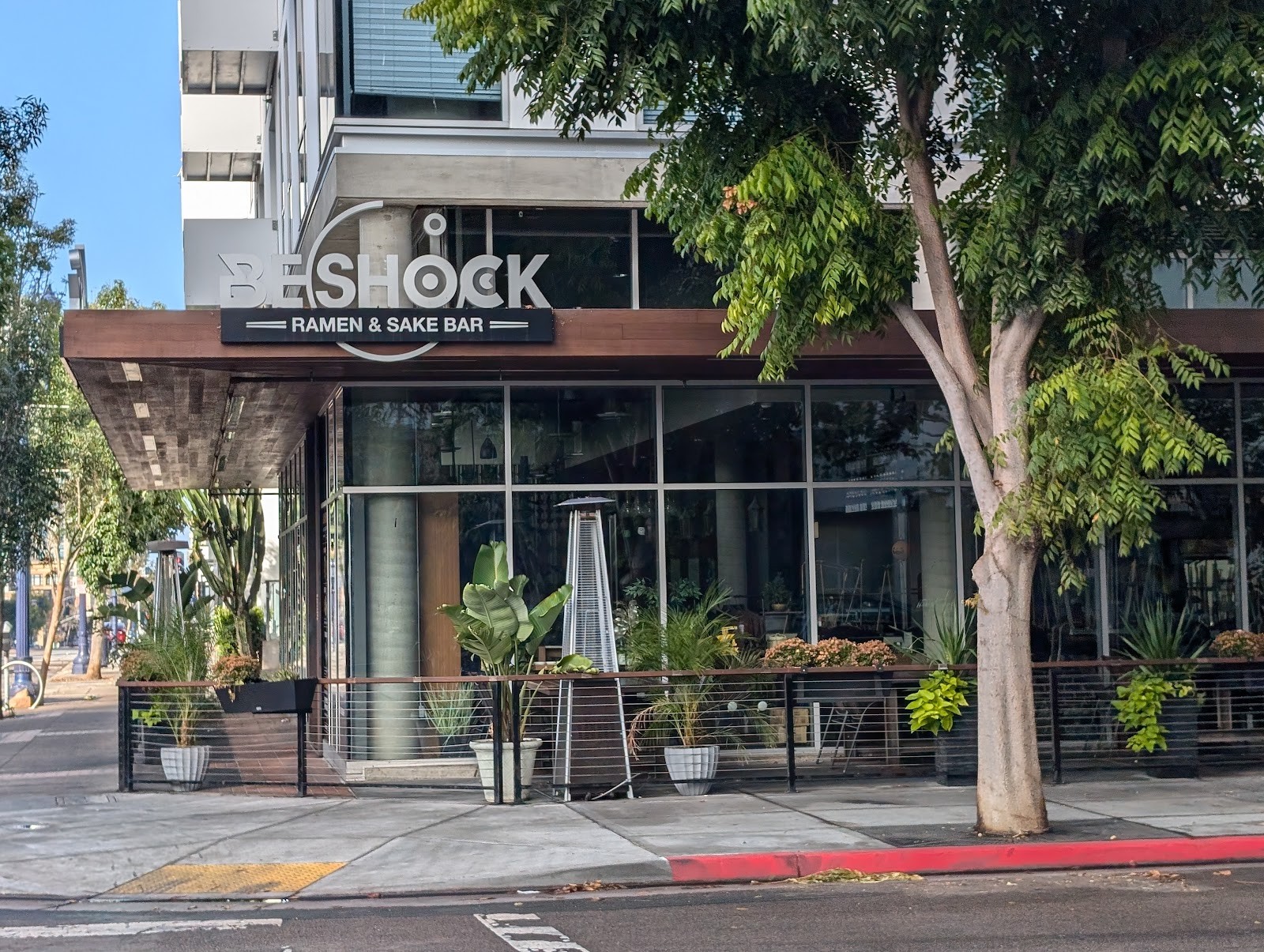 Beshock Ramen: the place