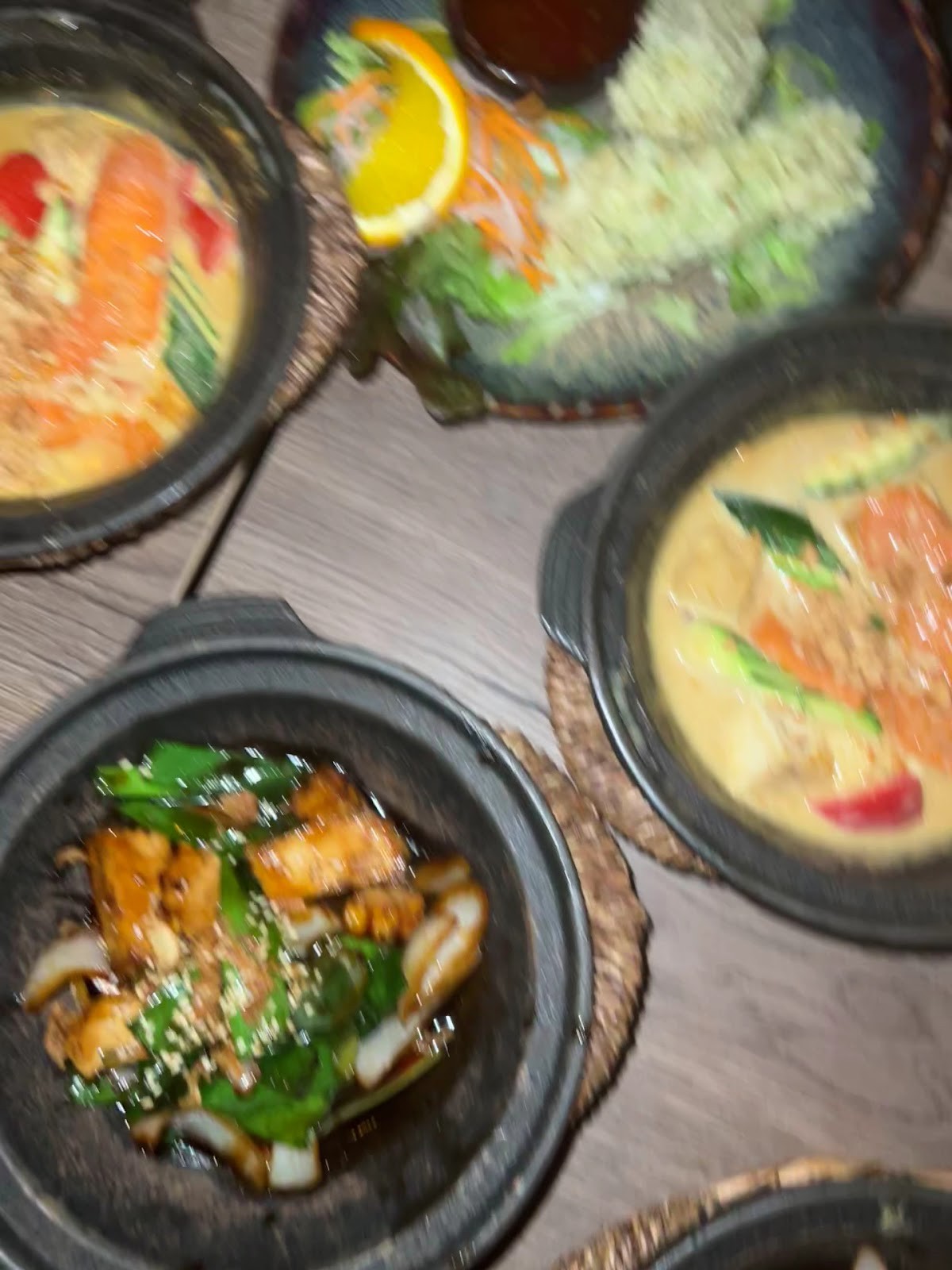 Soy Vegan München /vegan Restaurant: food & drinks