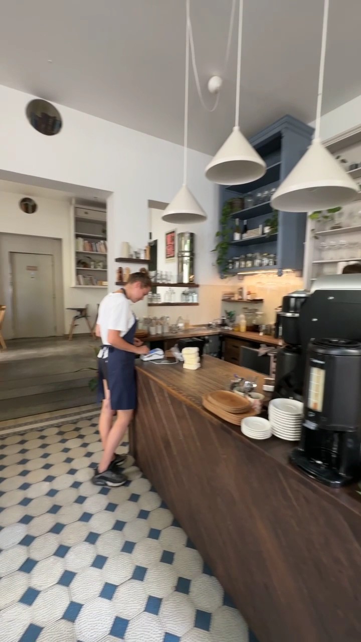 Etapa: the place