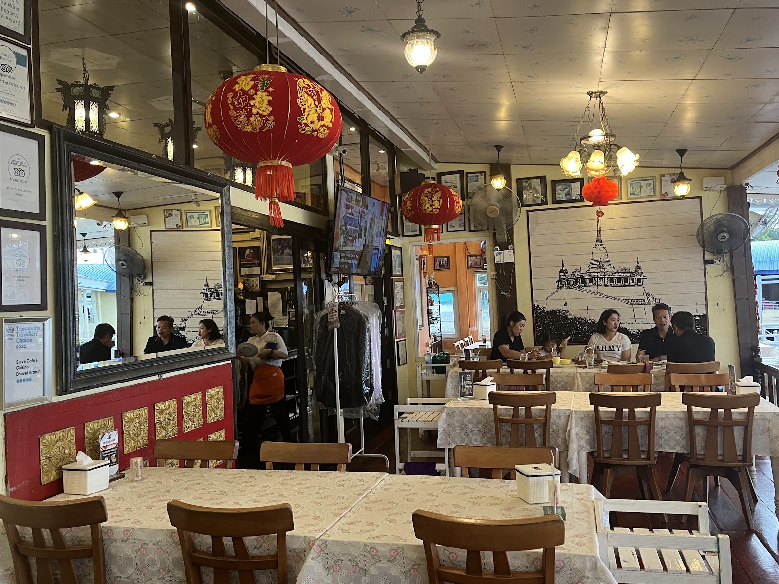 Steve Cafe & Cuisine: the place